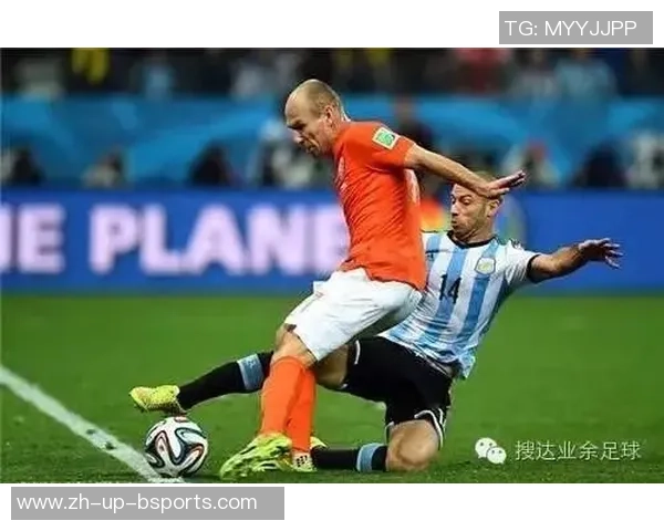 足球杯赛季精彩对决解析输赢背后的战术与心理博弈 足球杯赛季精彩对决解析输赢背后的战术与心理博弈